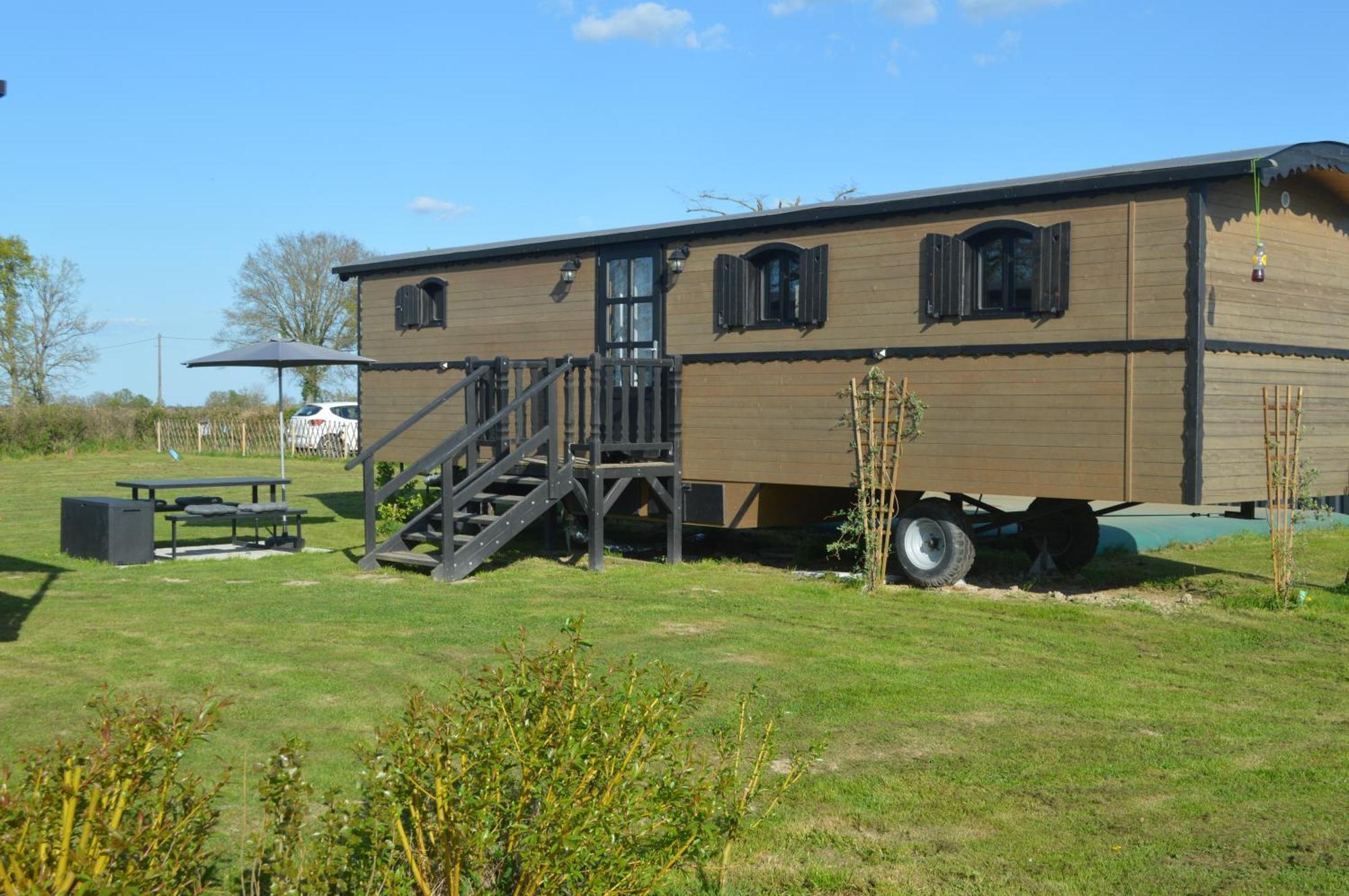 Chalet L'insolite De Nathcy Thiel-sur-Acolin