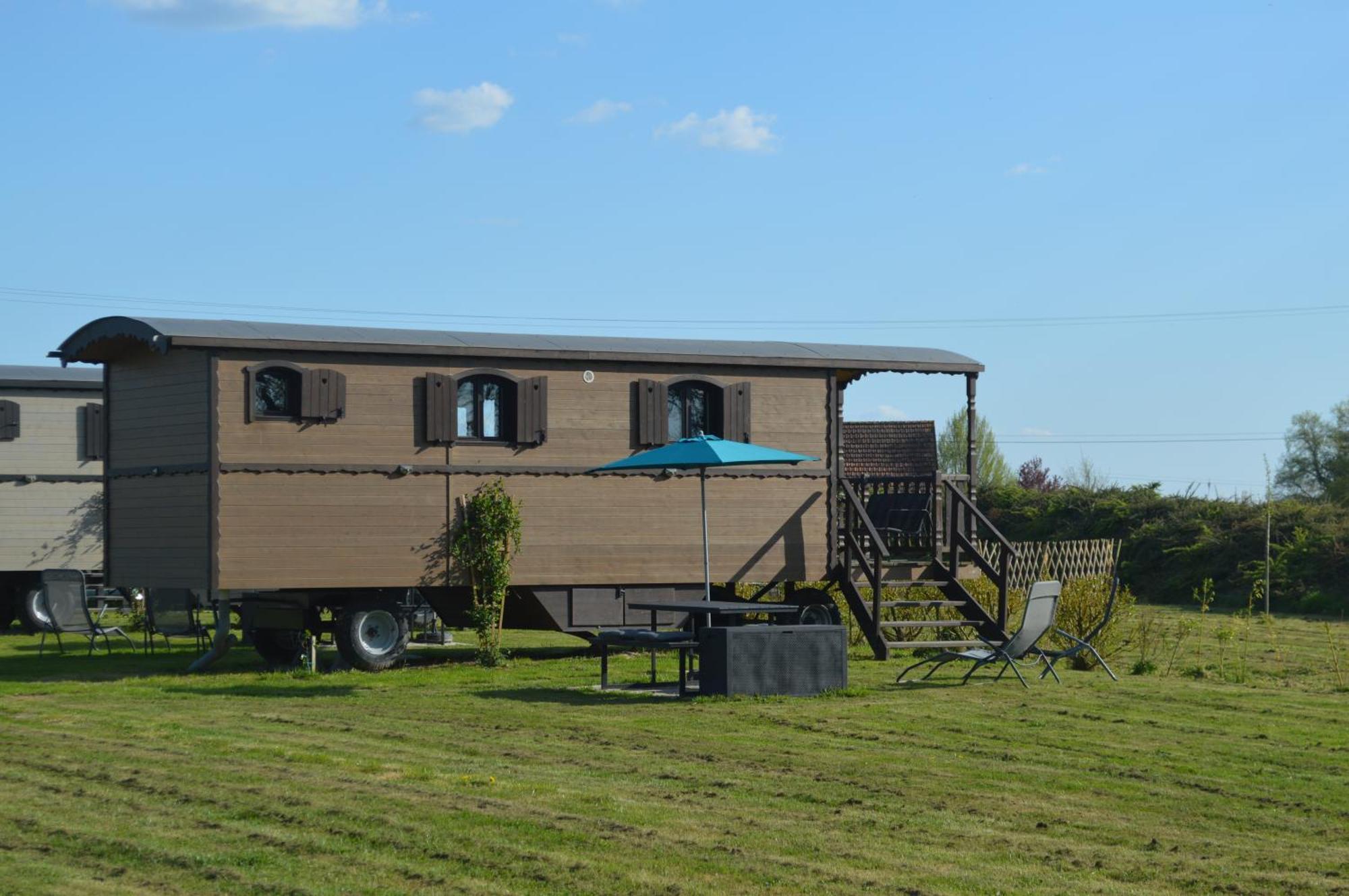L'insolite De Nathcy Chalet Thiel-sur-Acolin